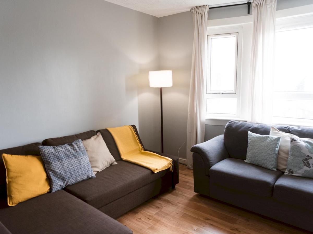 Pass The Keys Cozy Two Bed Flat Near Glasgow Airport & Paisley Exterior foto